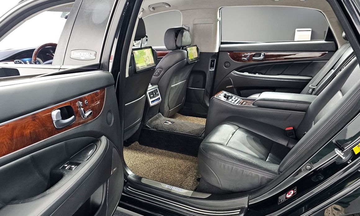 Hyundai Equus