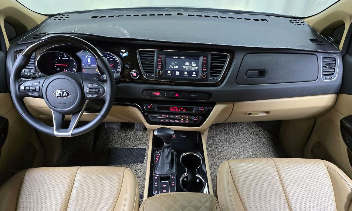 Kia Canival