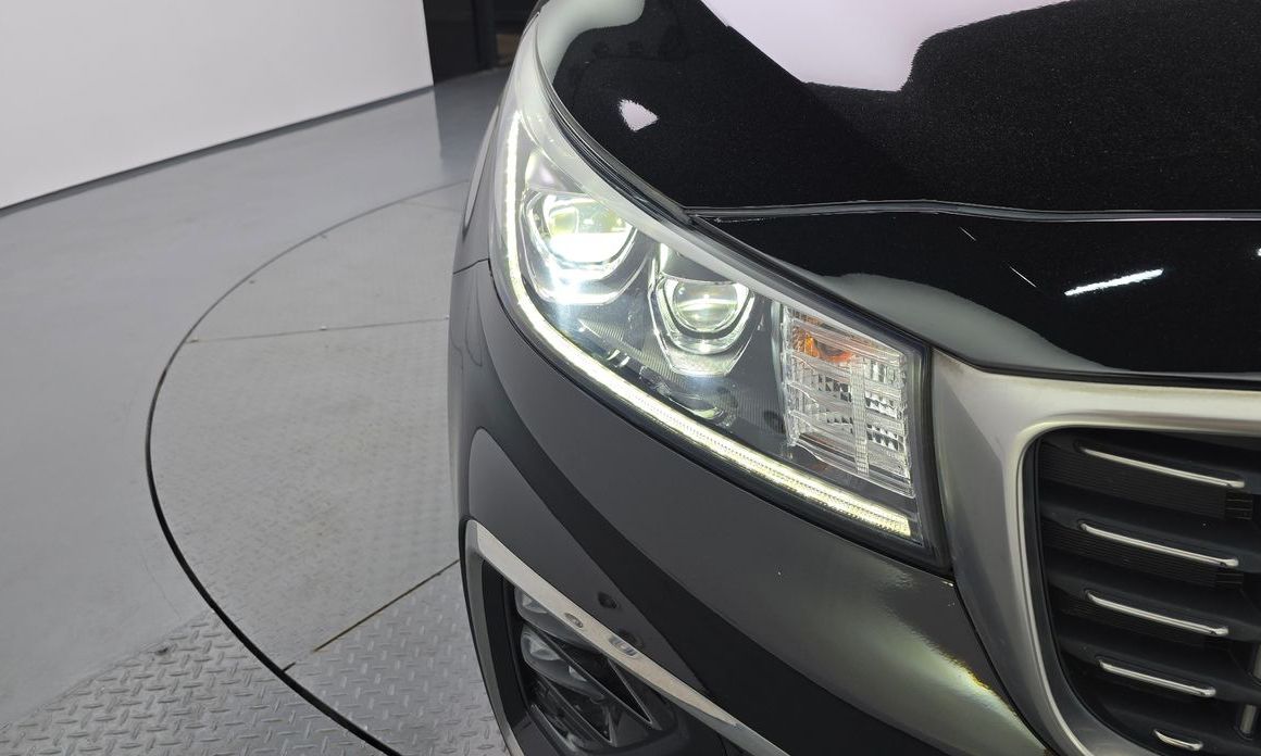 Kia Canival