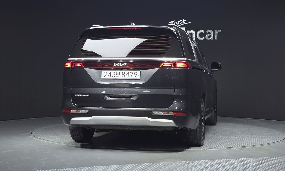 Kia Canival