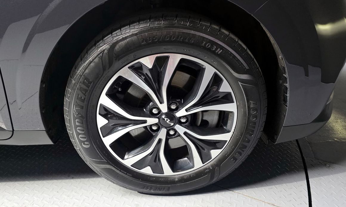 Kia Canival