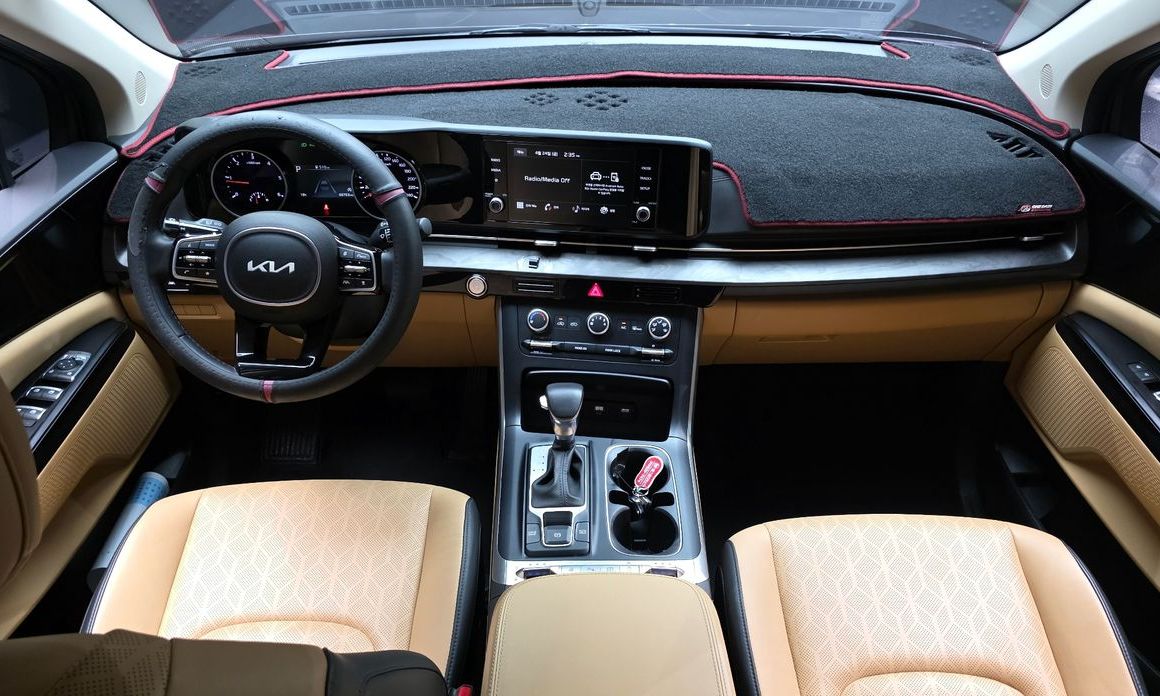 Kia Canival