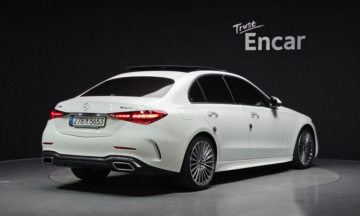 Mercedes-Benz C-Class