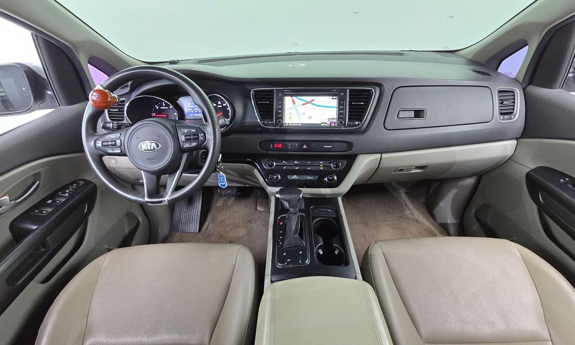Kia Canival