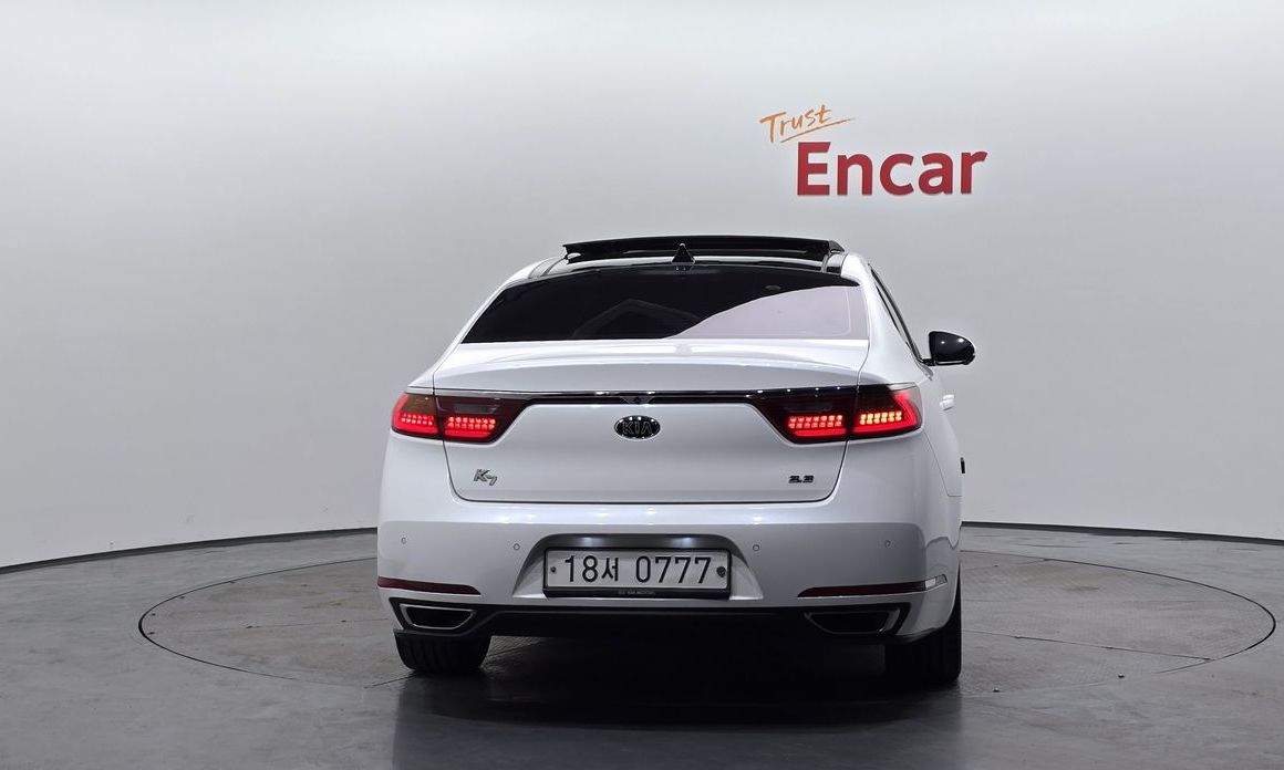 Kia K7