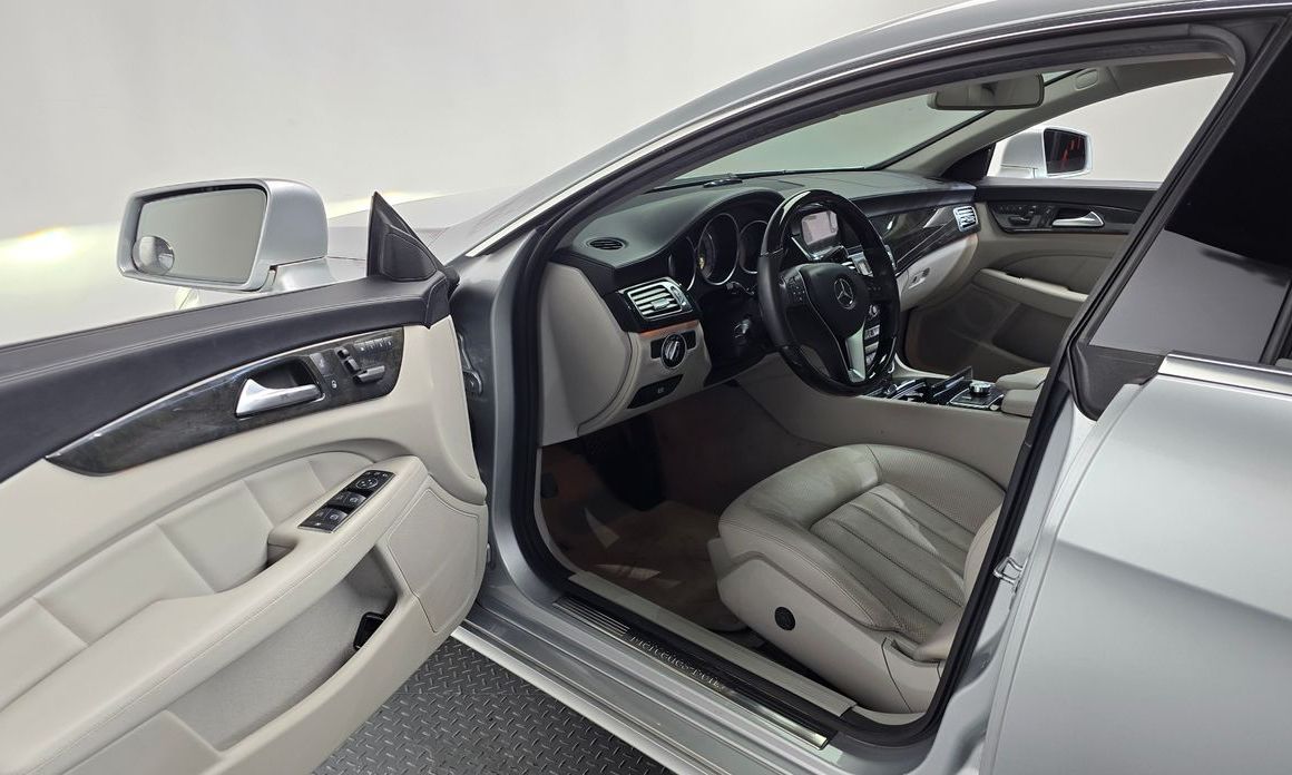 Mercedes-Benz CLS-Class