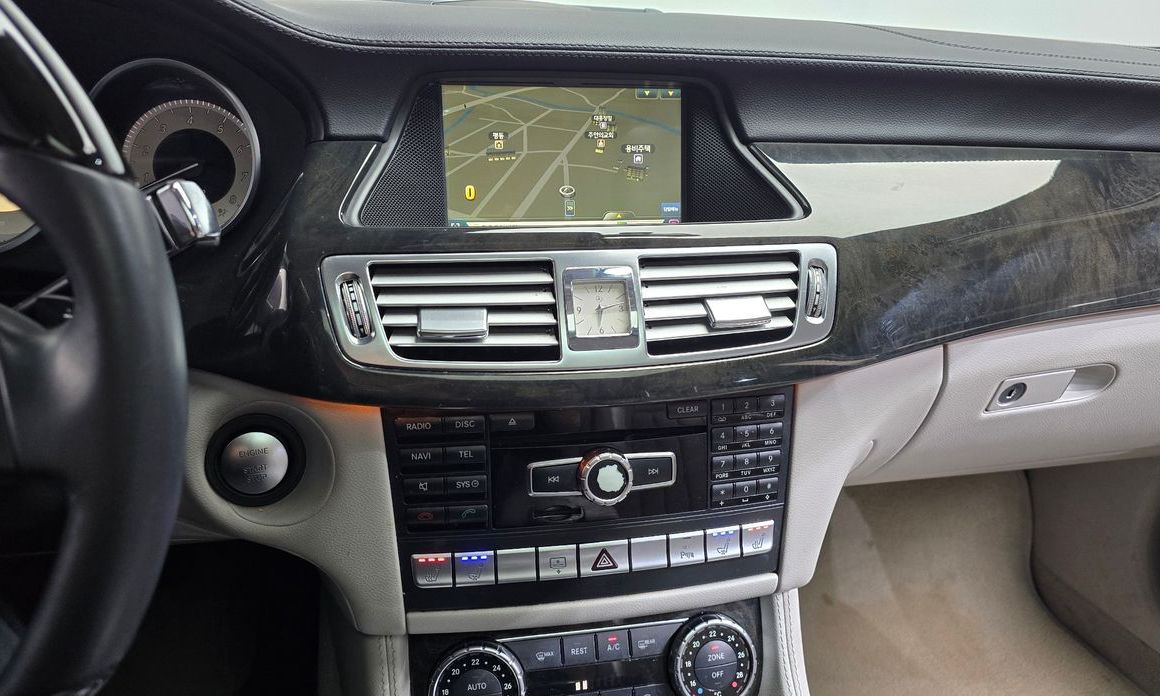 Mercedes-Benz CLS-Class