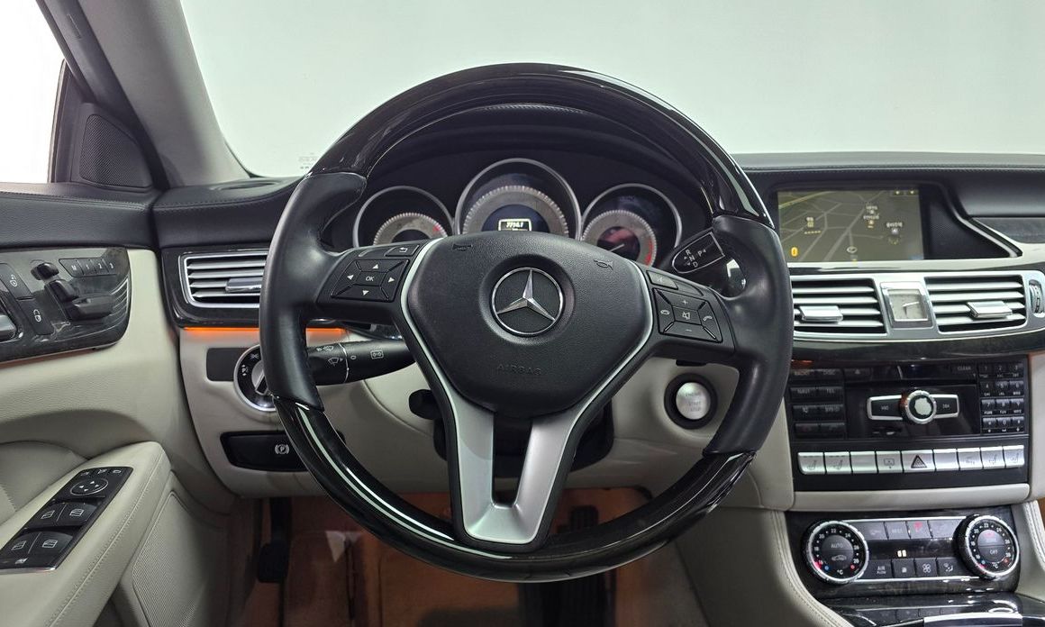 Mercedes-Benz CLS-Class