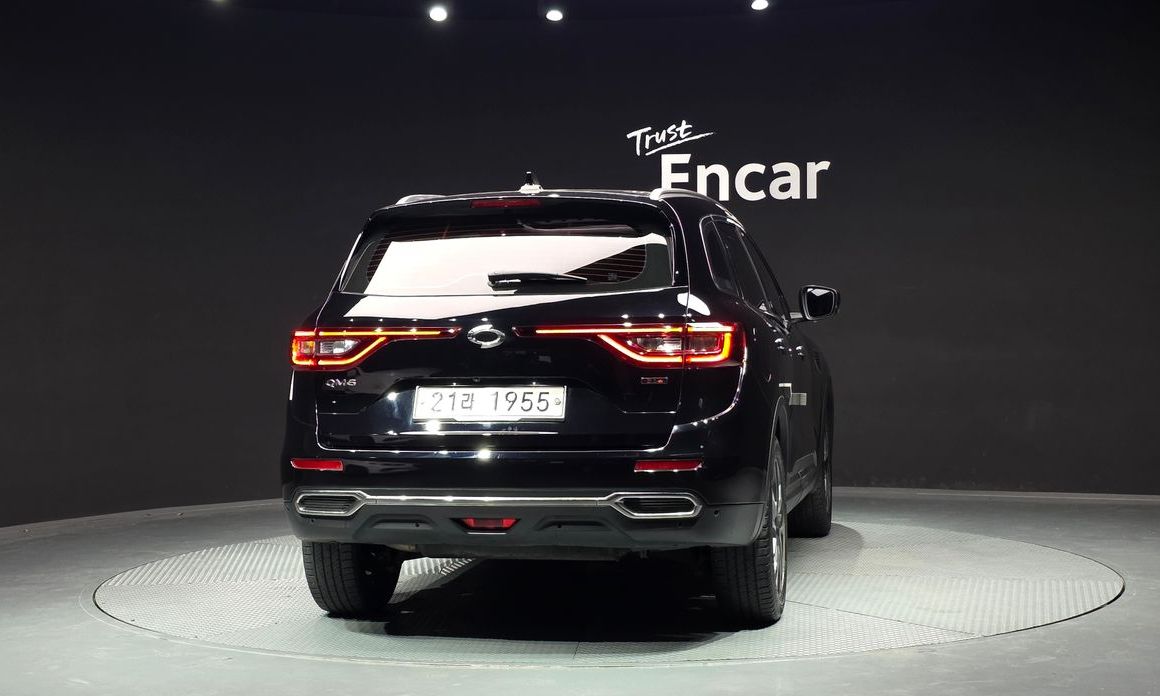 Renault QM6