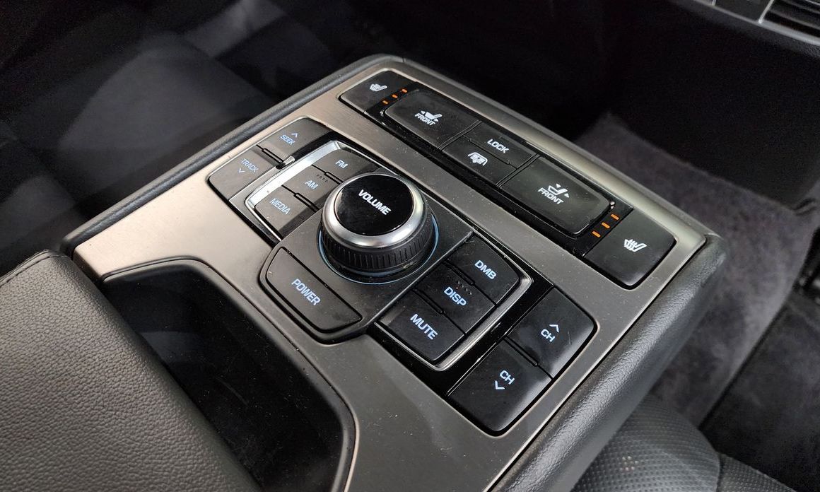 Hyundai Genesis