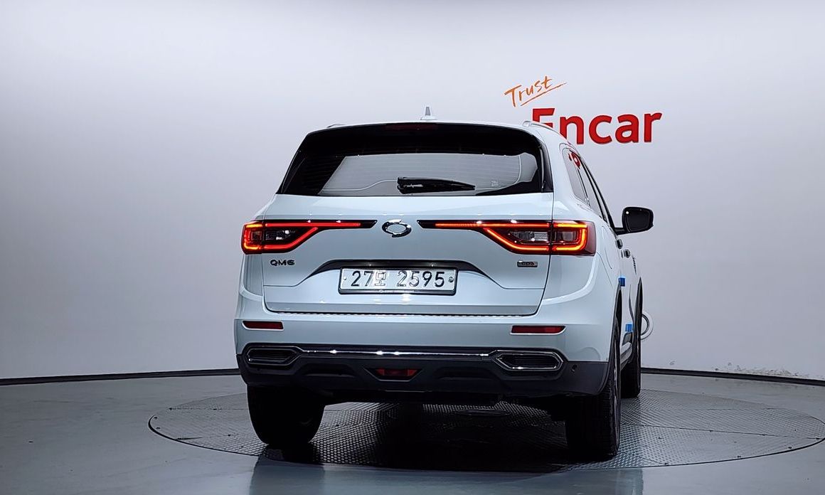 Renault QM6
