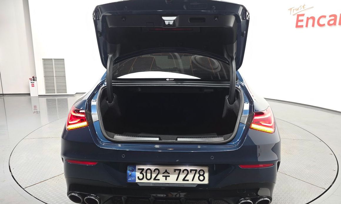Mercedes-Benz CLA-Class