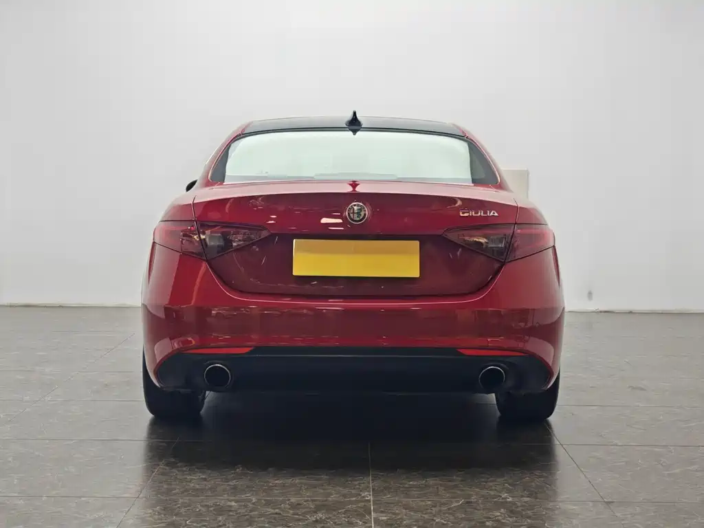 Alfa Romeo Giulia