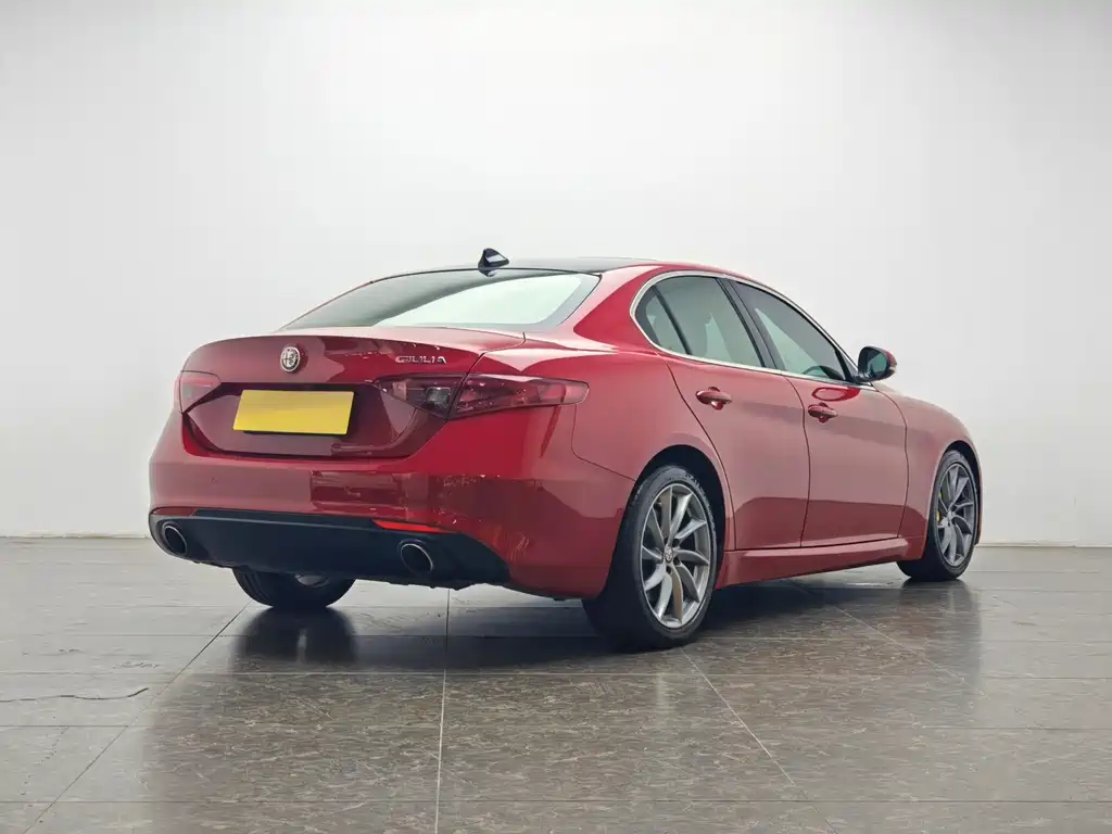 Alfa Romeo Giulia