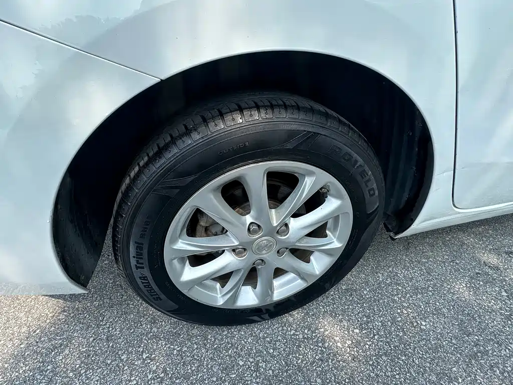 Buick GL6