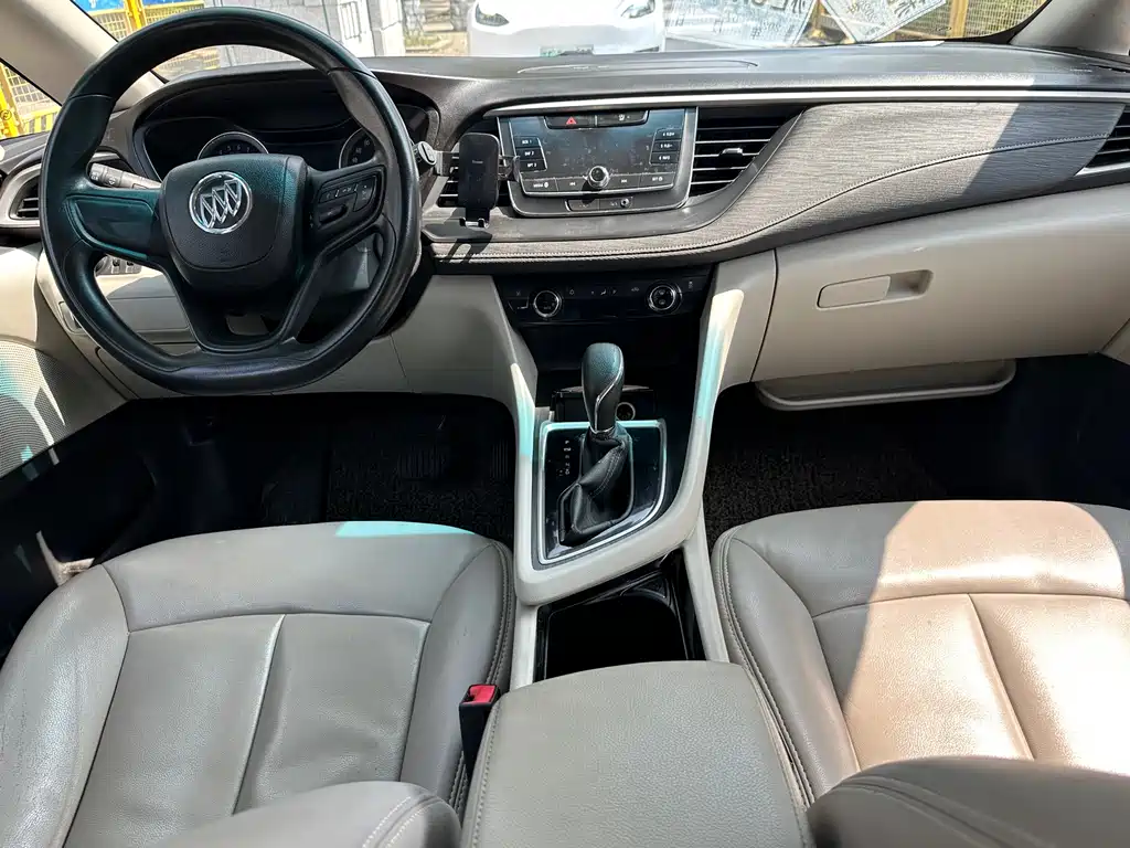 Buick GL6
