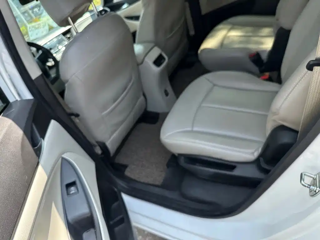 Buick GL6