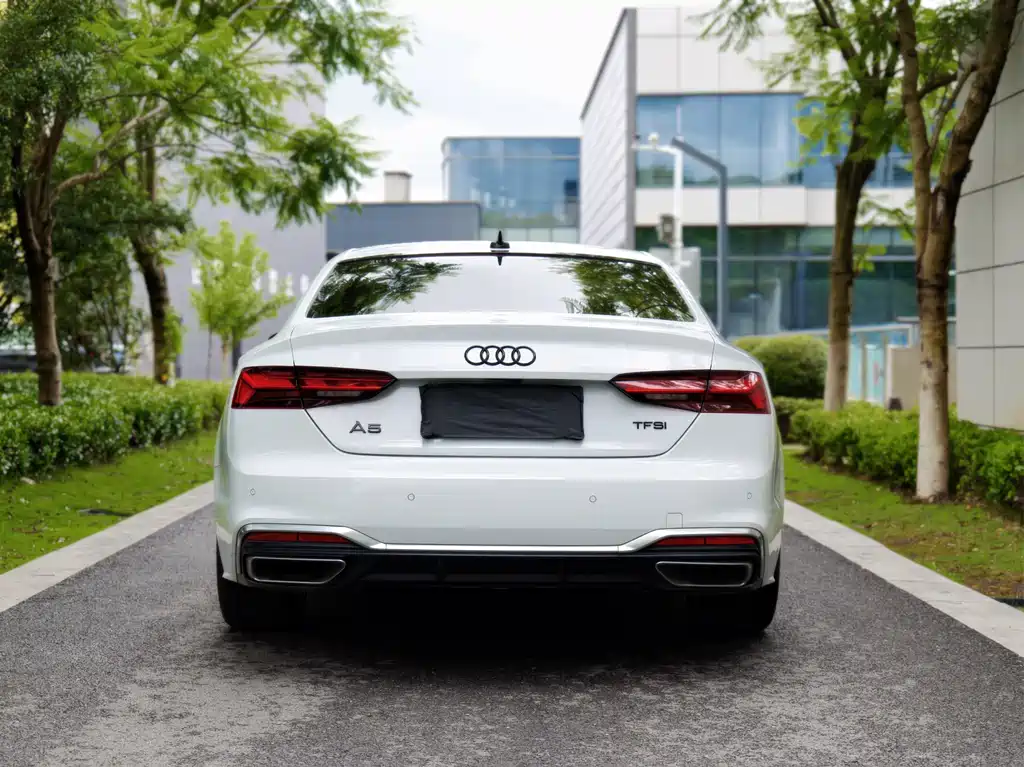 Audi A5 (Import)