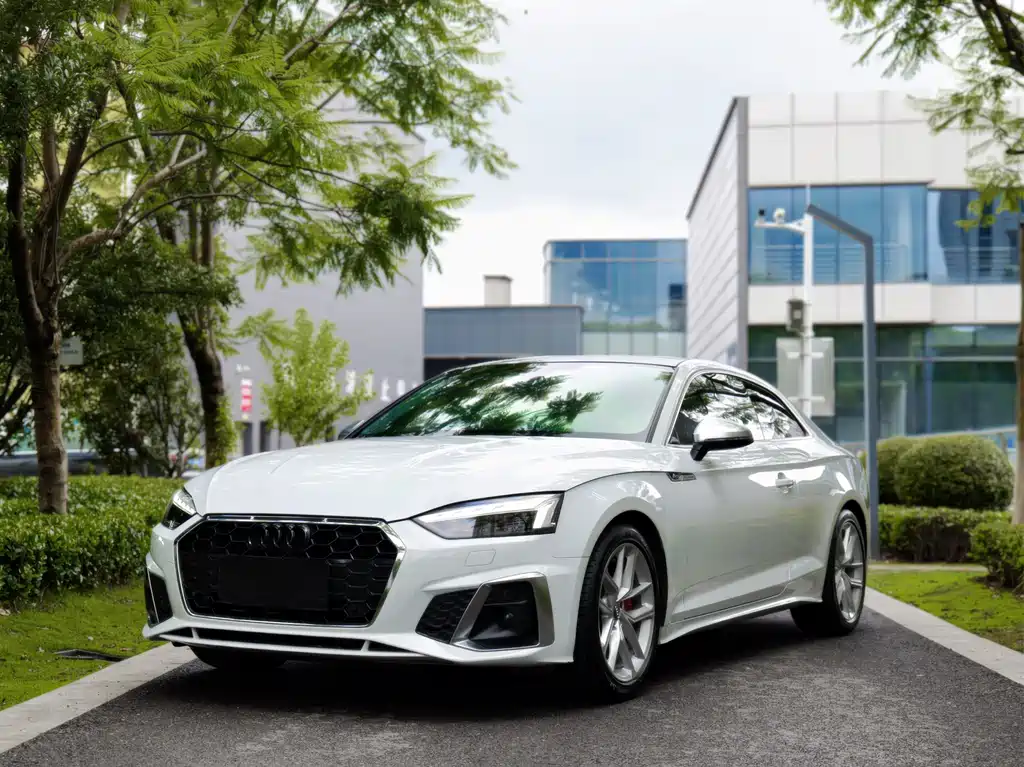 Audi A5 (Import)