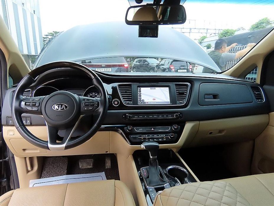 Kia Canival