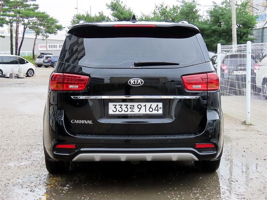 Kia Canival