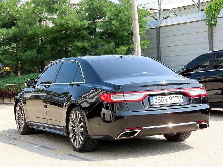 Lincoln Continental