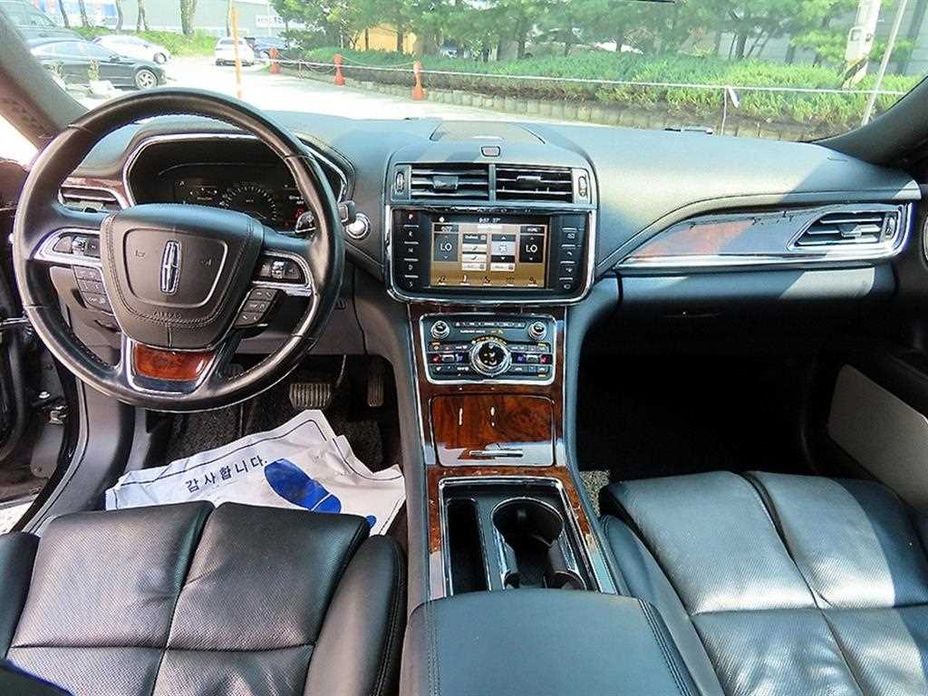 Lincoln Continental