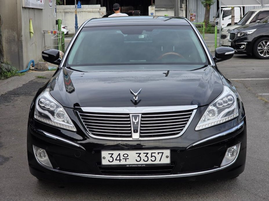 Hyundai Equus
