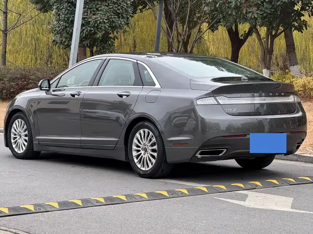 Lincoln MKZ