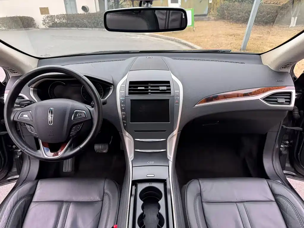 Lincoln MKZ