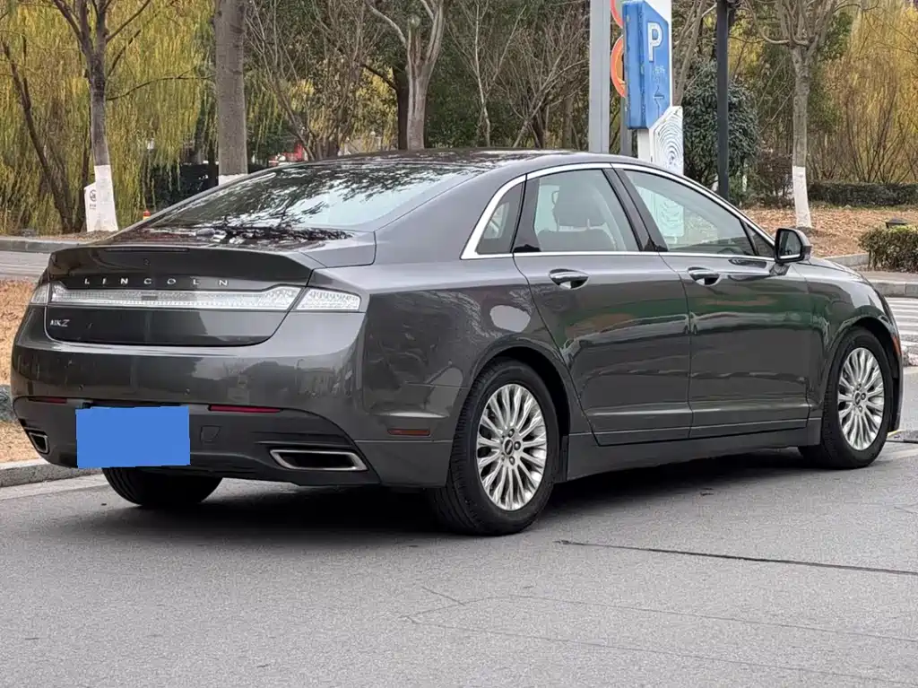 Lincoln MKZ