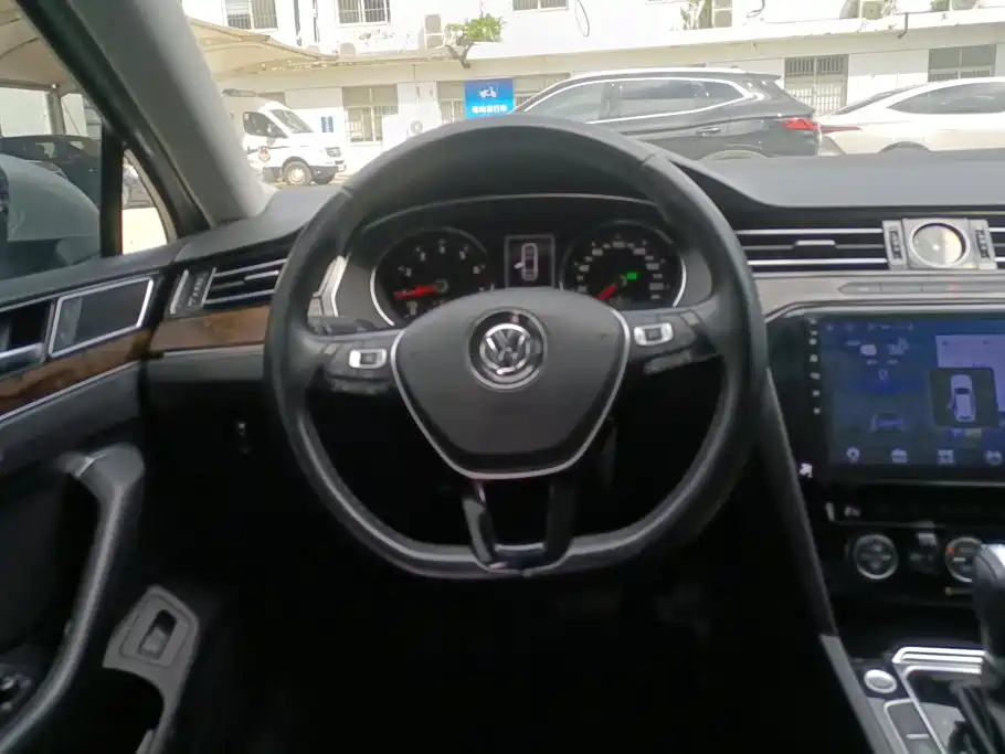 Volkswagen Magotan