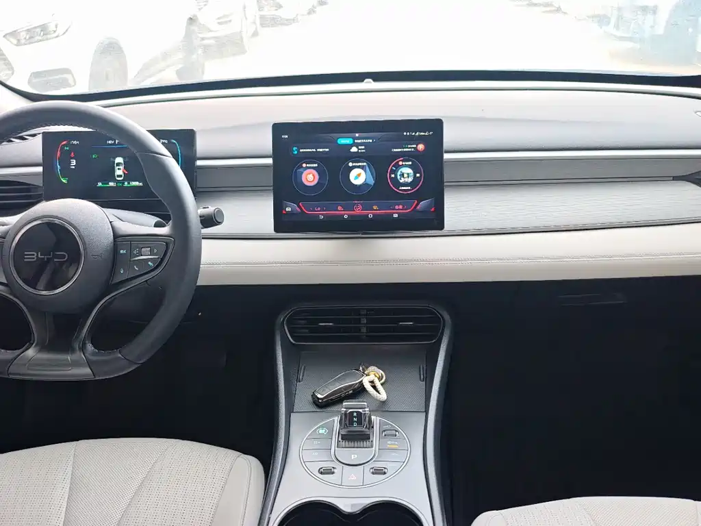 BYD Seal 05 DM-i