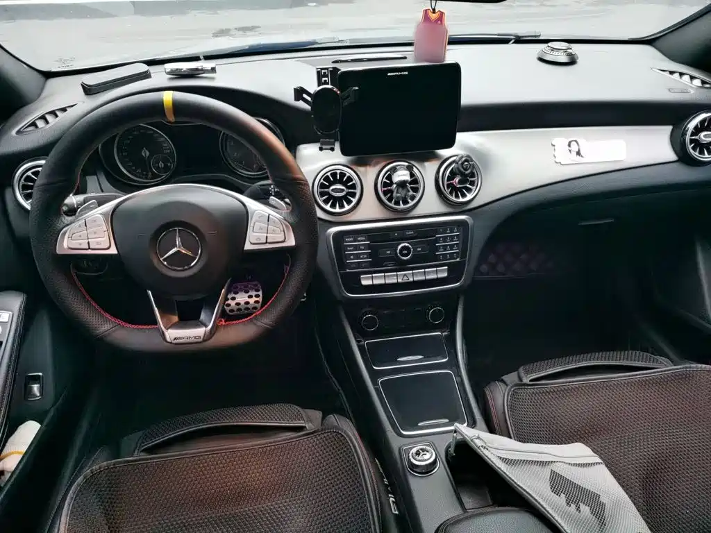 Mercedes-Benz CLA (Import)