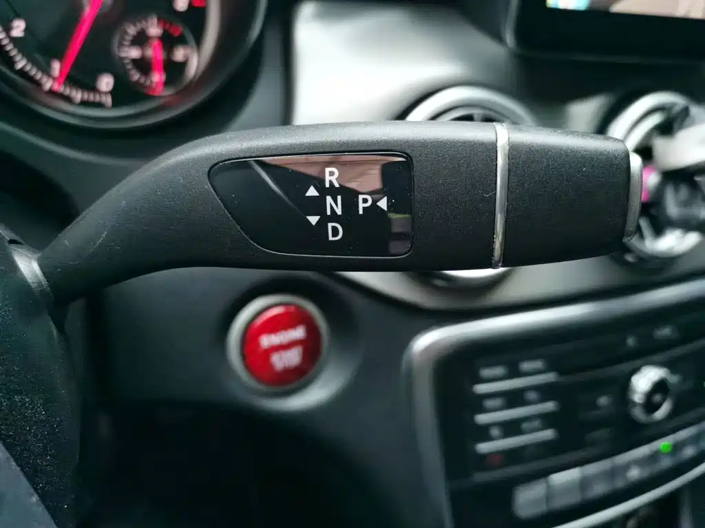 Mercedes-Benz CLA (Import)