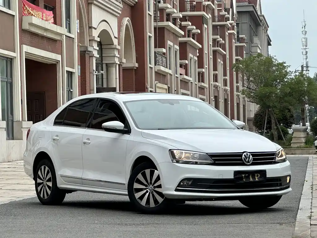 Volkswagen Sagitar