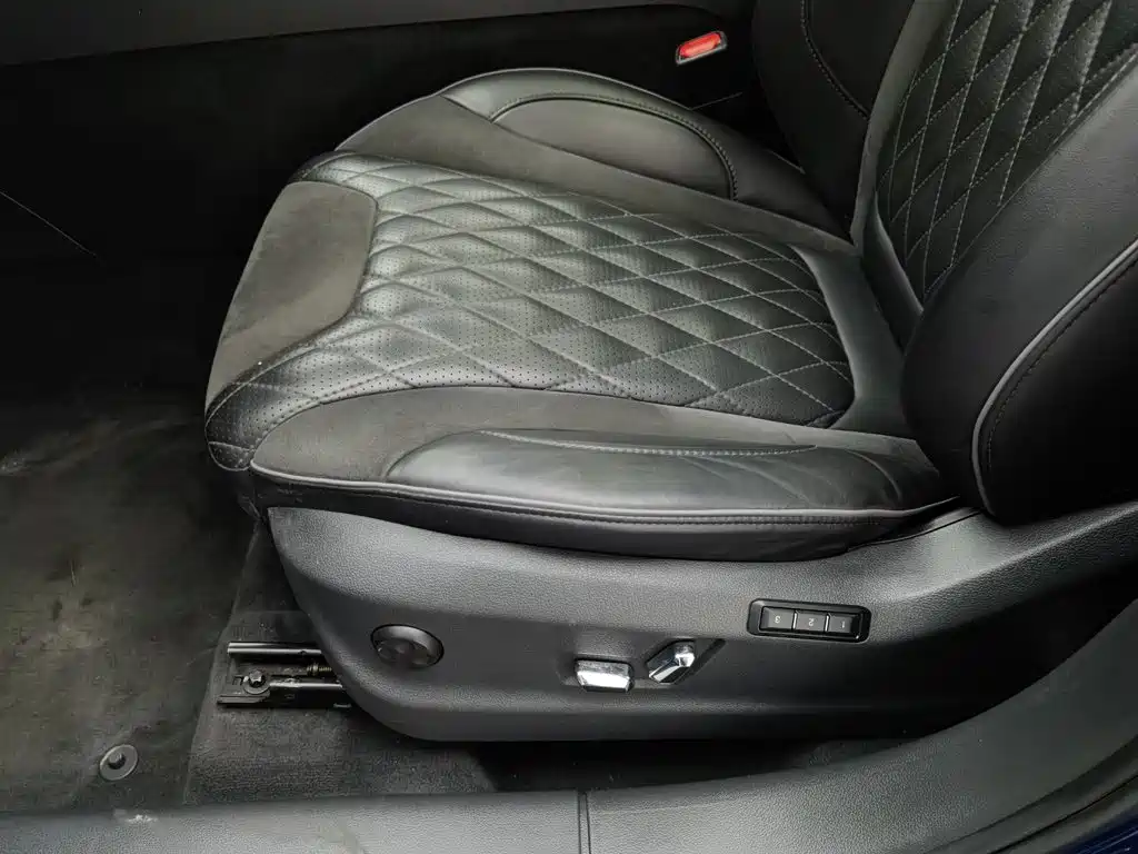 Hongqi Hongqi HS5
