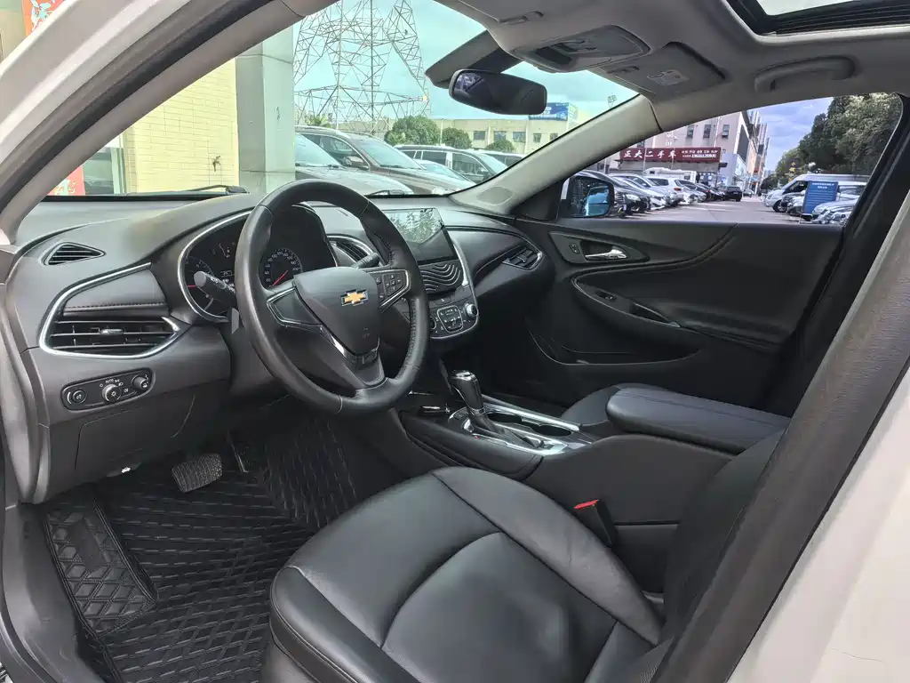Chevrolet Malibu XL