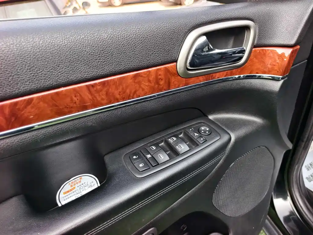 Jeep Grand Cherokee (Import)