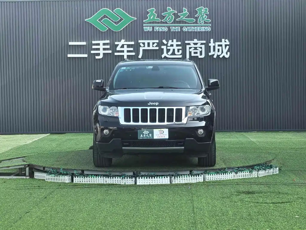 Jeep Grand Cherokee (Import)
