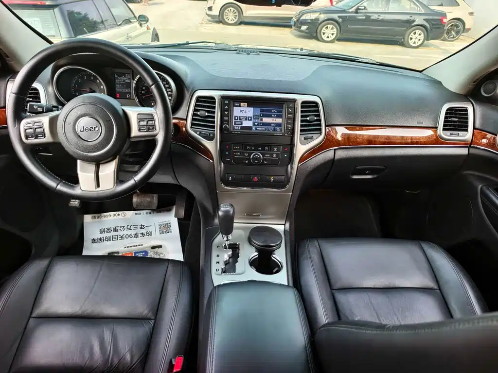 Jeep Grand Cherokee (Import)