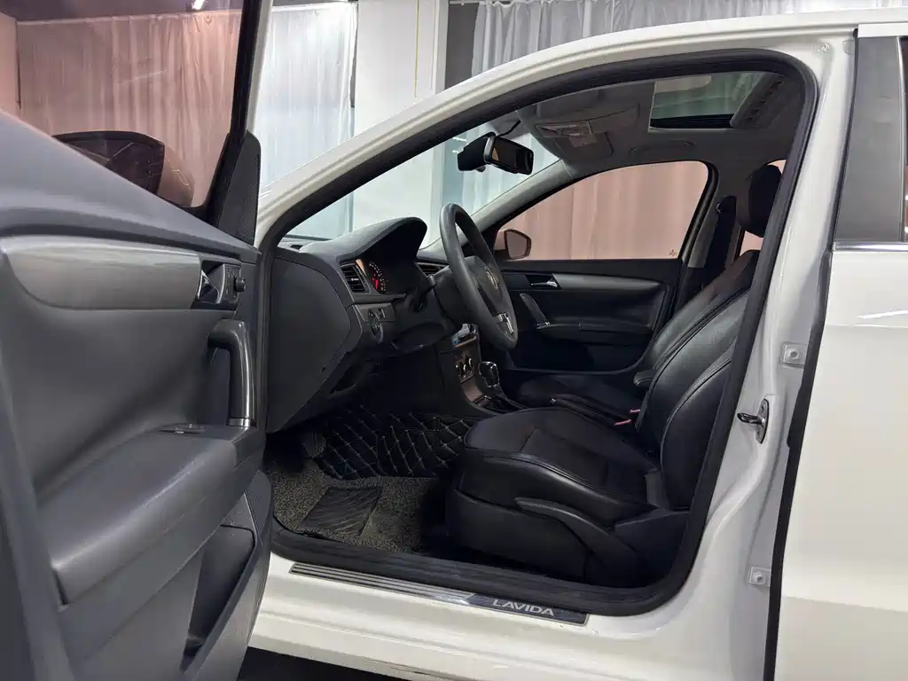 Volkswagen Lavida