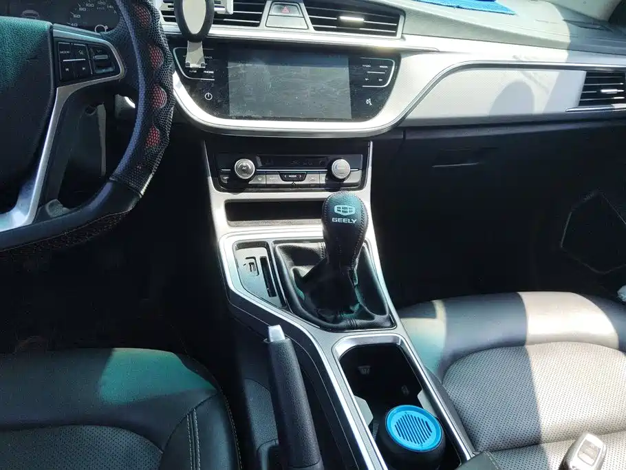 Geely Emgrand GL