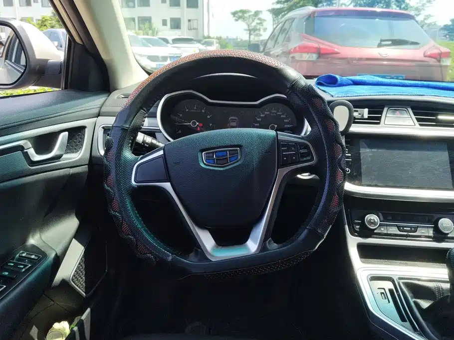 Geely Emgrand GL