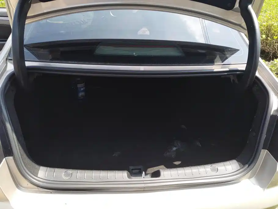Geely Emgrand GL