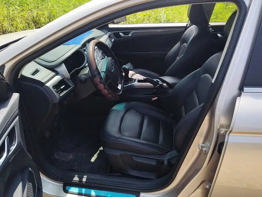 Geely Emgrand GL