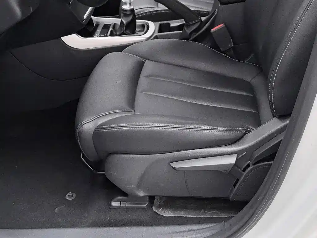 BYD MAX