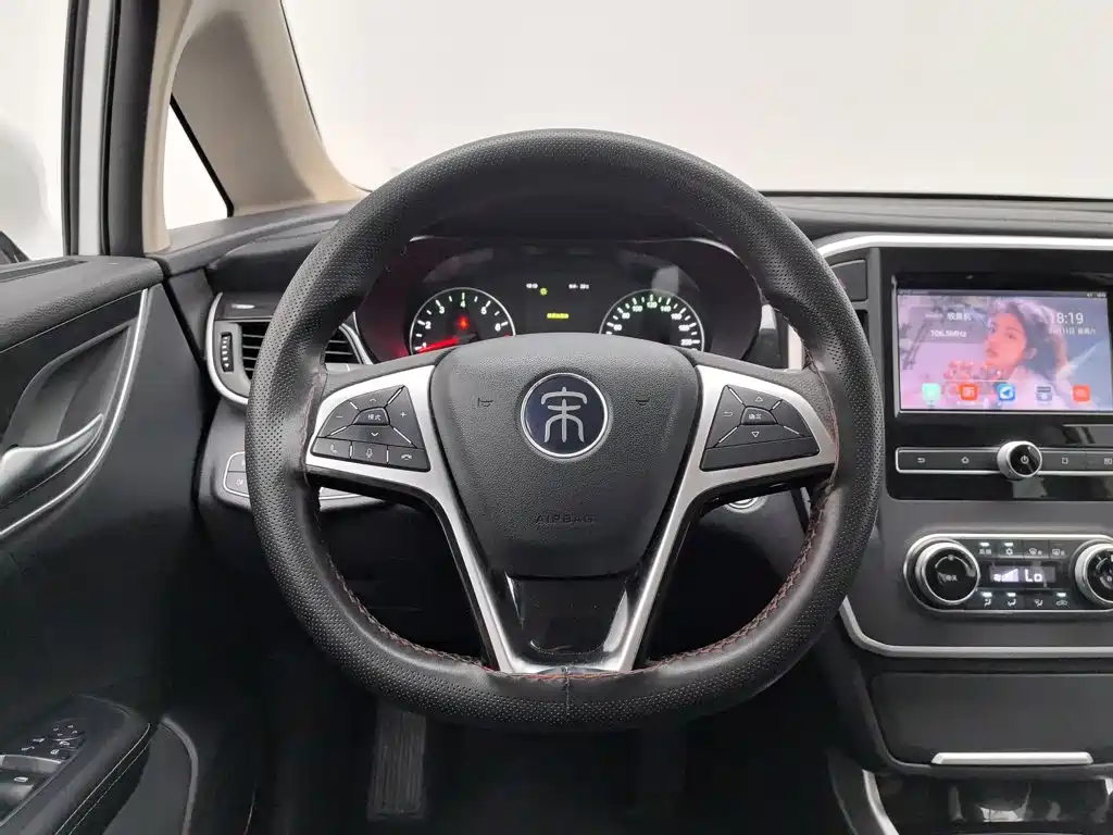 BYD MAX