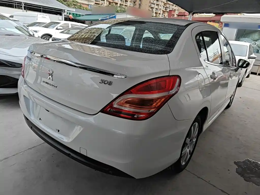 Peugeot 308