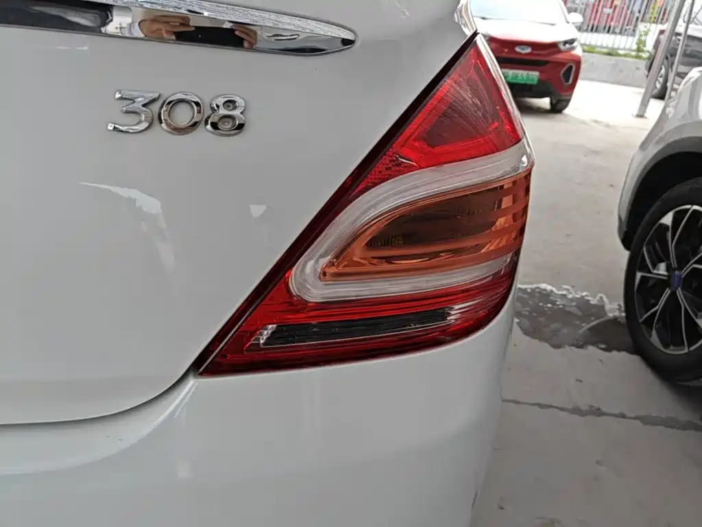 Peugeot 308